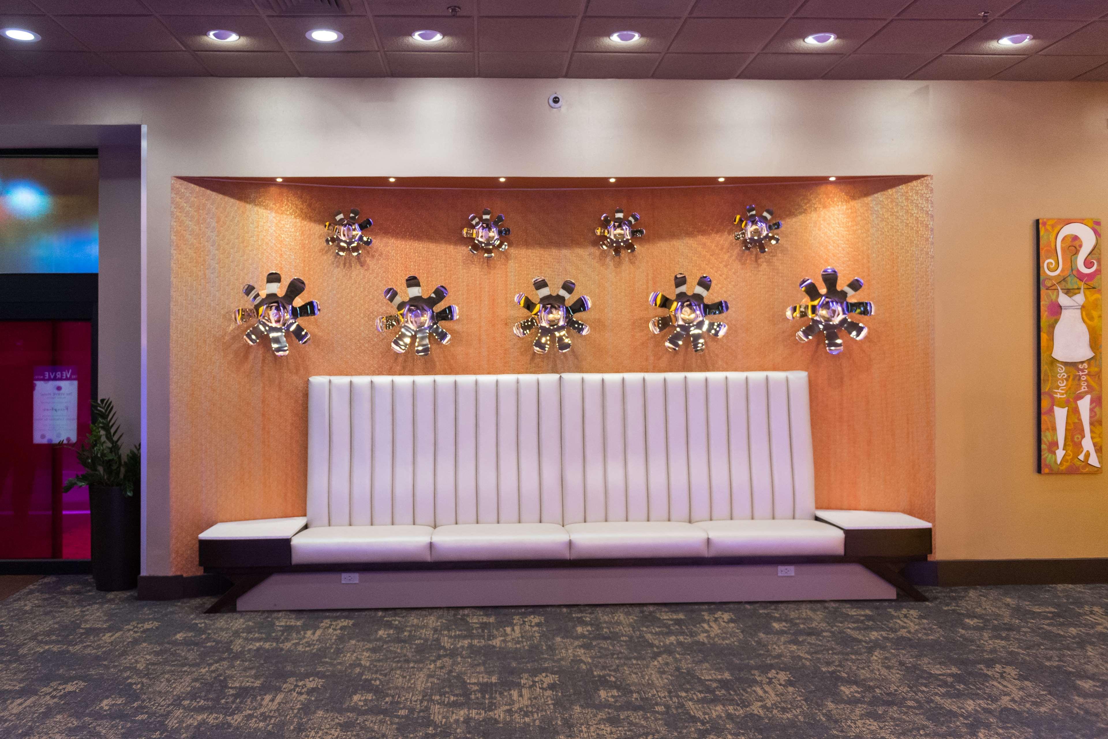 The Verve Boston Natick, Tapestry Collection By Hilton Eksteriør billede