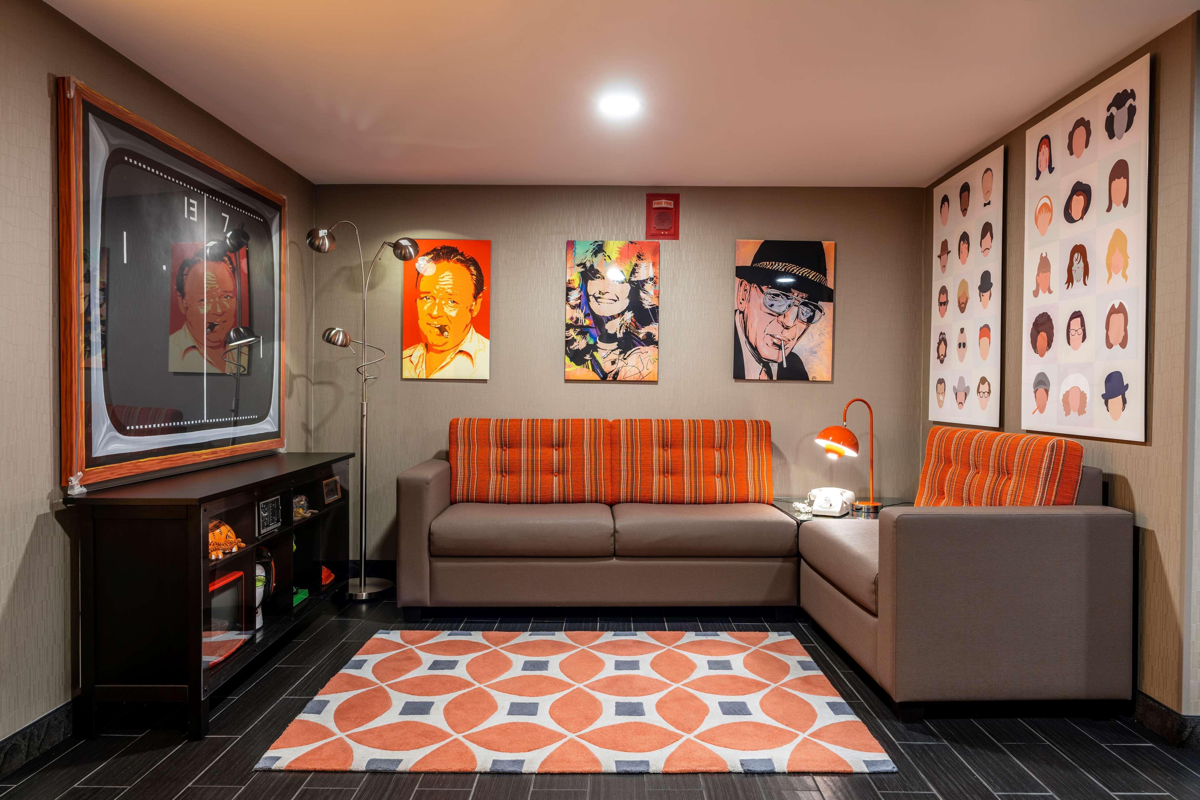 The Verve Boston Natick, Tapestry Collection By Hilton Eksteriør billede