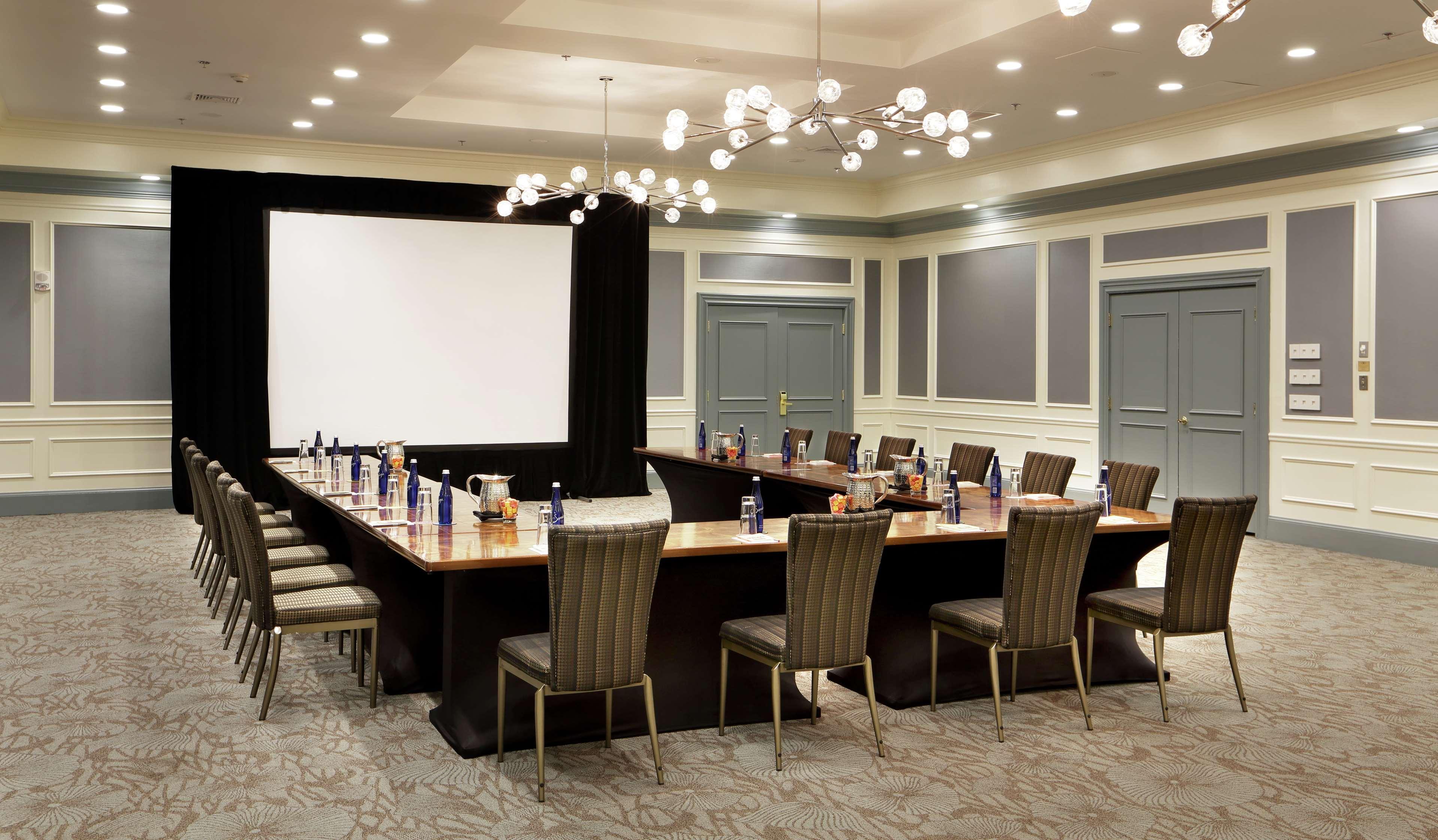 The Verve Boston Natick, Tapestry Collection By Hilton Eksteriør billede