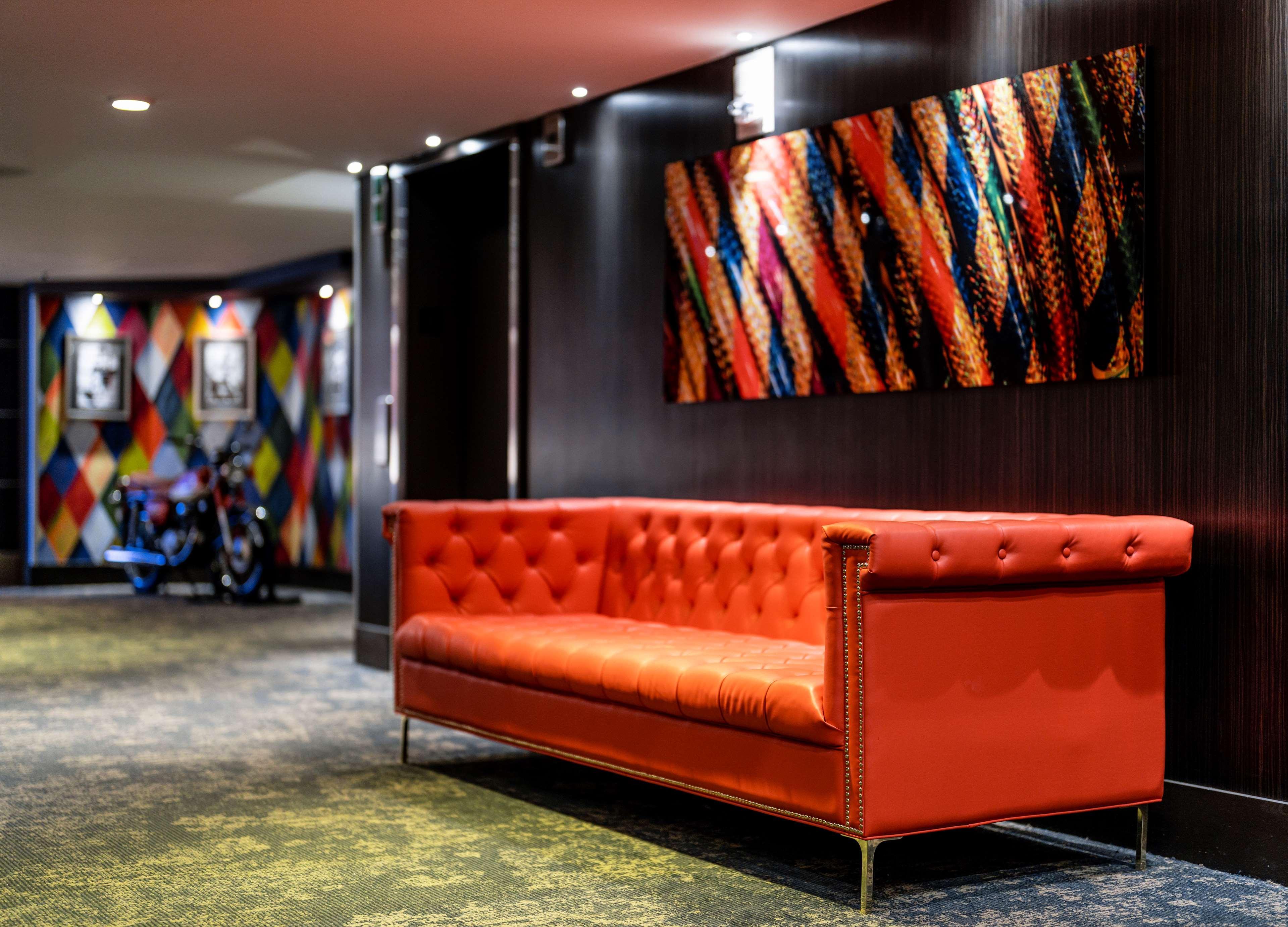 The Verve Boston Natick, Tapestry Collection By Hilton Eksteriør billede